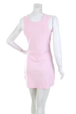 Φορέματα Guess2