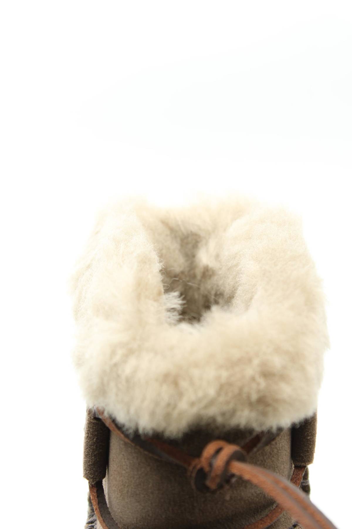 Γυναικεία μποτάκια UGG Australia5