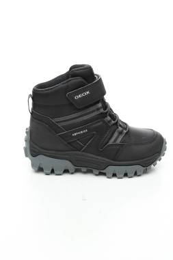 Детски обувки Geox1