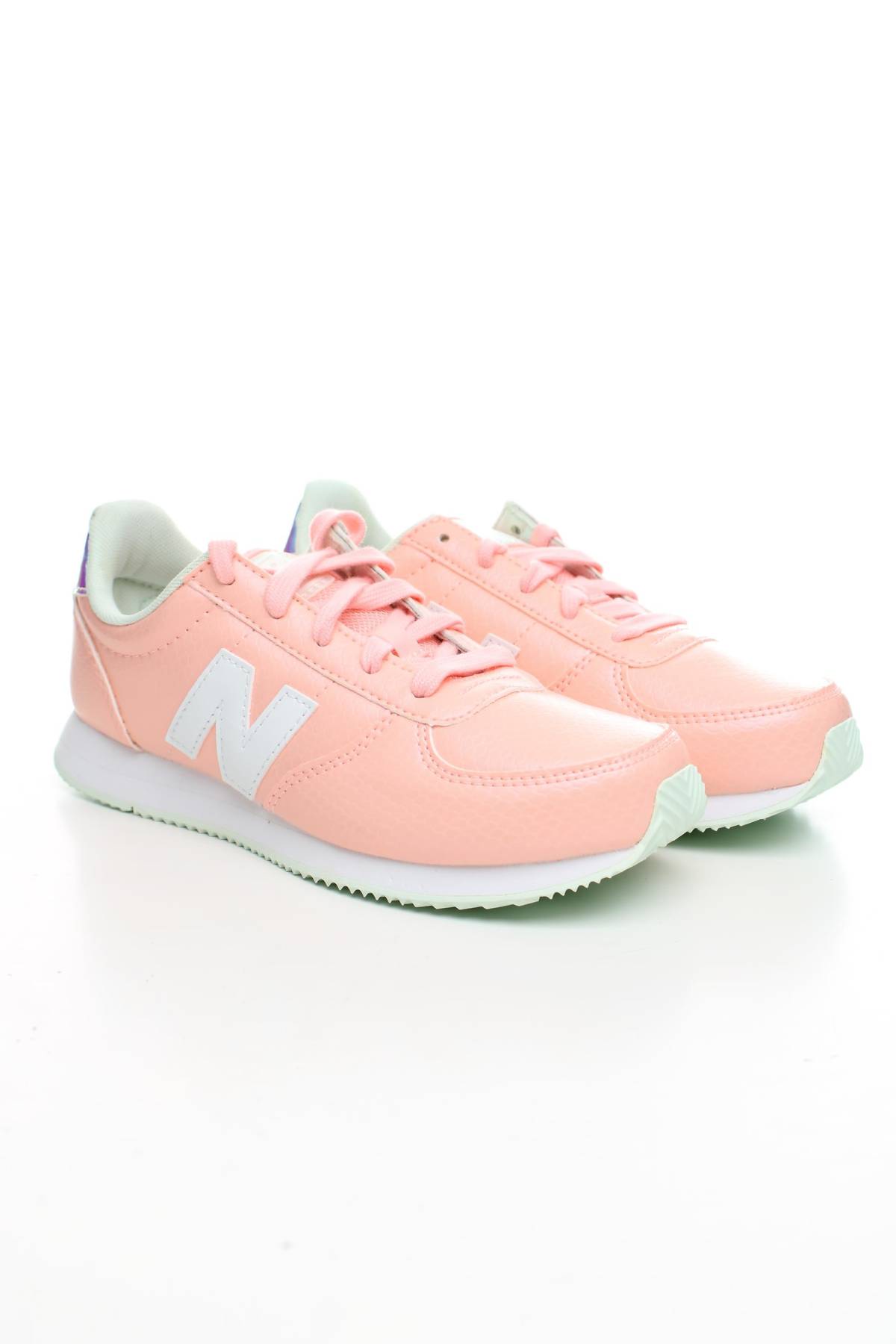 Παιδικά αθλήτικα παπούτσια New Balance3