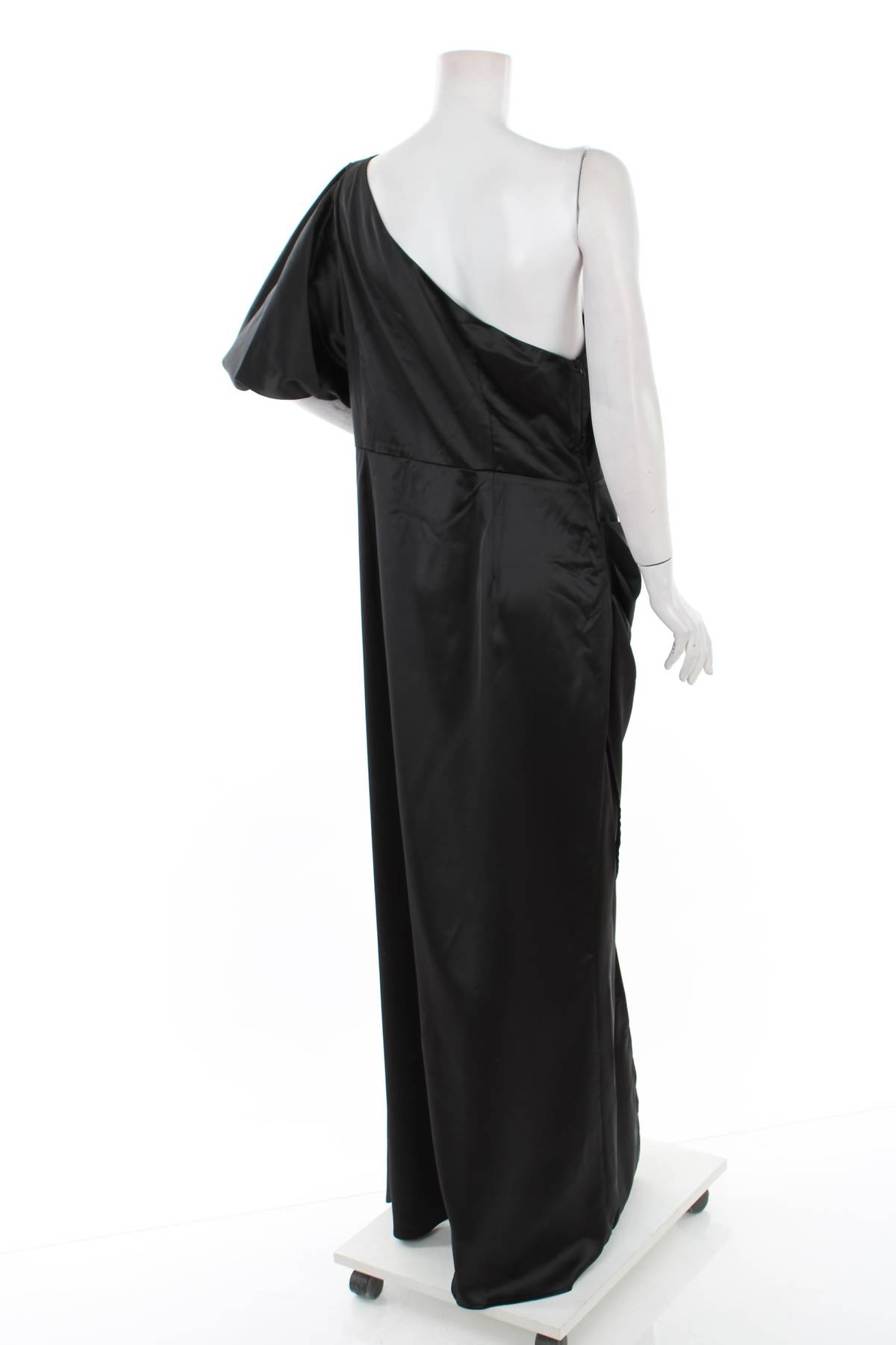 Рокля Boohoo2 - Contour.bg Рокля Boohoo2