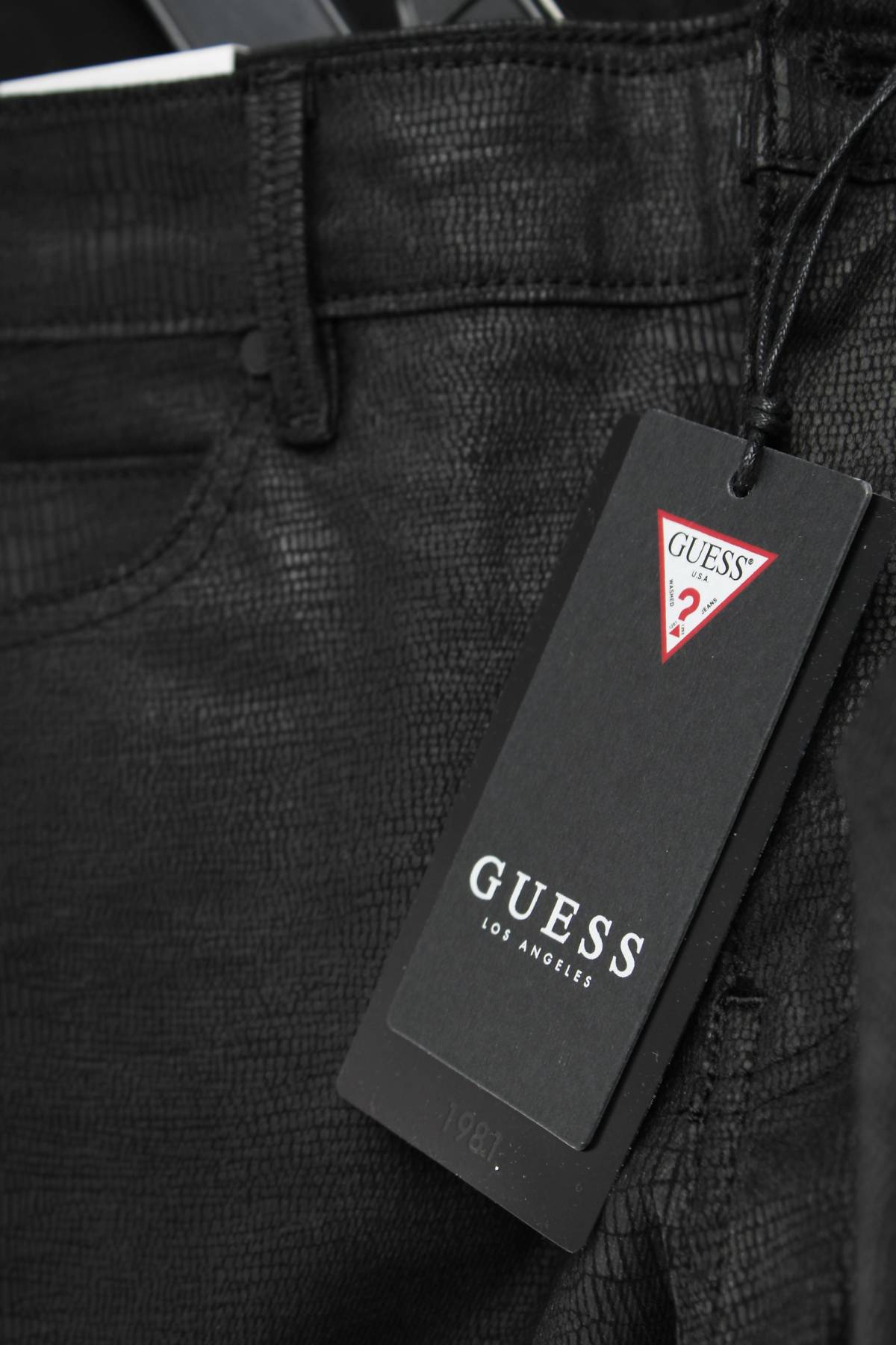 Γυναικείο παντελόνι Guess3