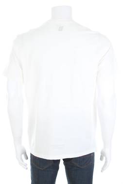 Мъжка тениска Guess2