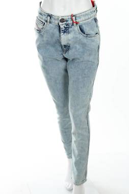 Γυναικεία τζιν Diesel1