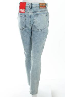 Γυναικεία τζιν Diesel2
