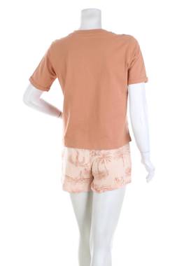 Дамска пижама Sinsay2