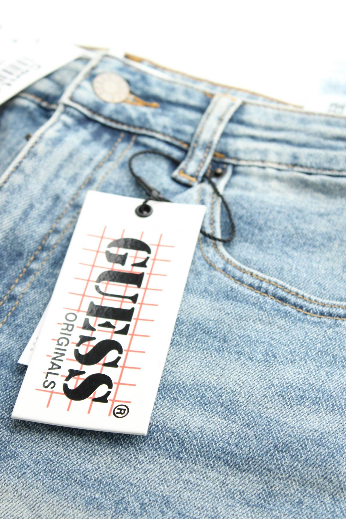 Дамски къси дънки Guess3