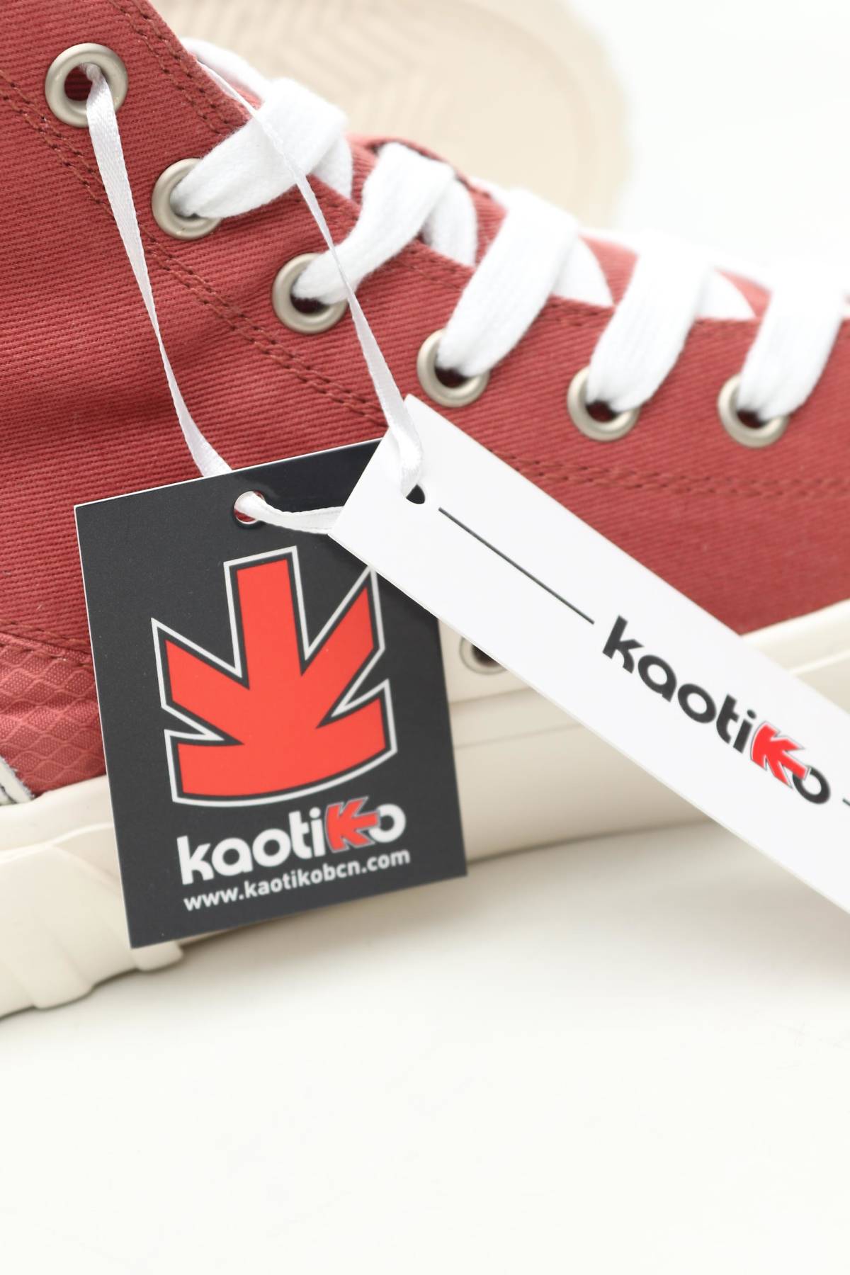 Sneakers Kaotiko5