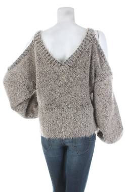 Дамски пуловер Guess2