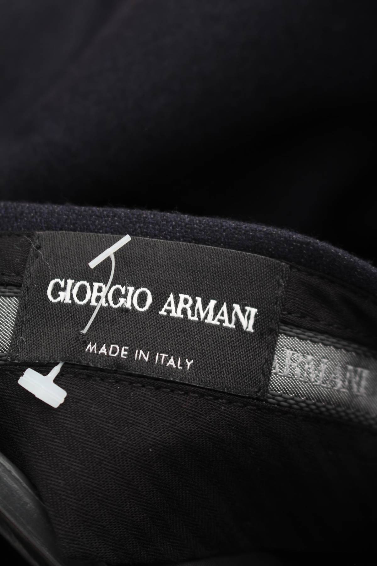 Мъжки панталон Giorgio Armani3