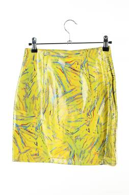 Кожена пола Desigual2