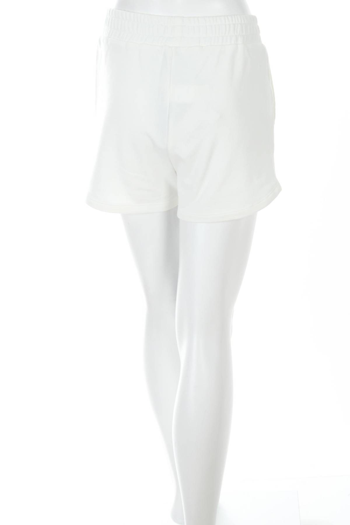 Дамски къс панталон Viral Vibes2