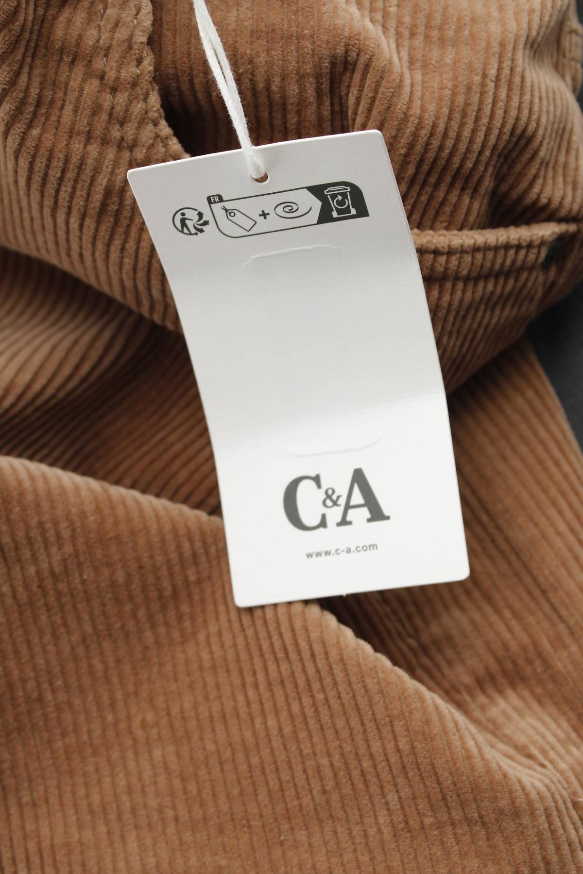 Дамски джинси C&A3 - Contour.bg Дамски джинси C&A3
