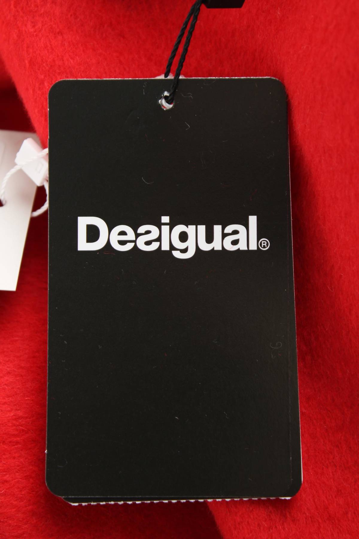 Дамско яке Desigual4