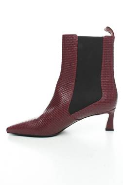 Γυναικεία μποτάκια Pollini2