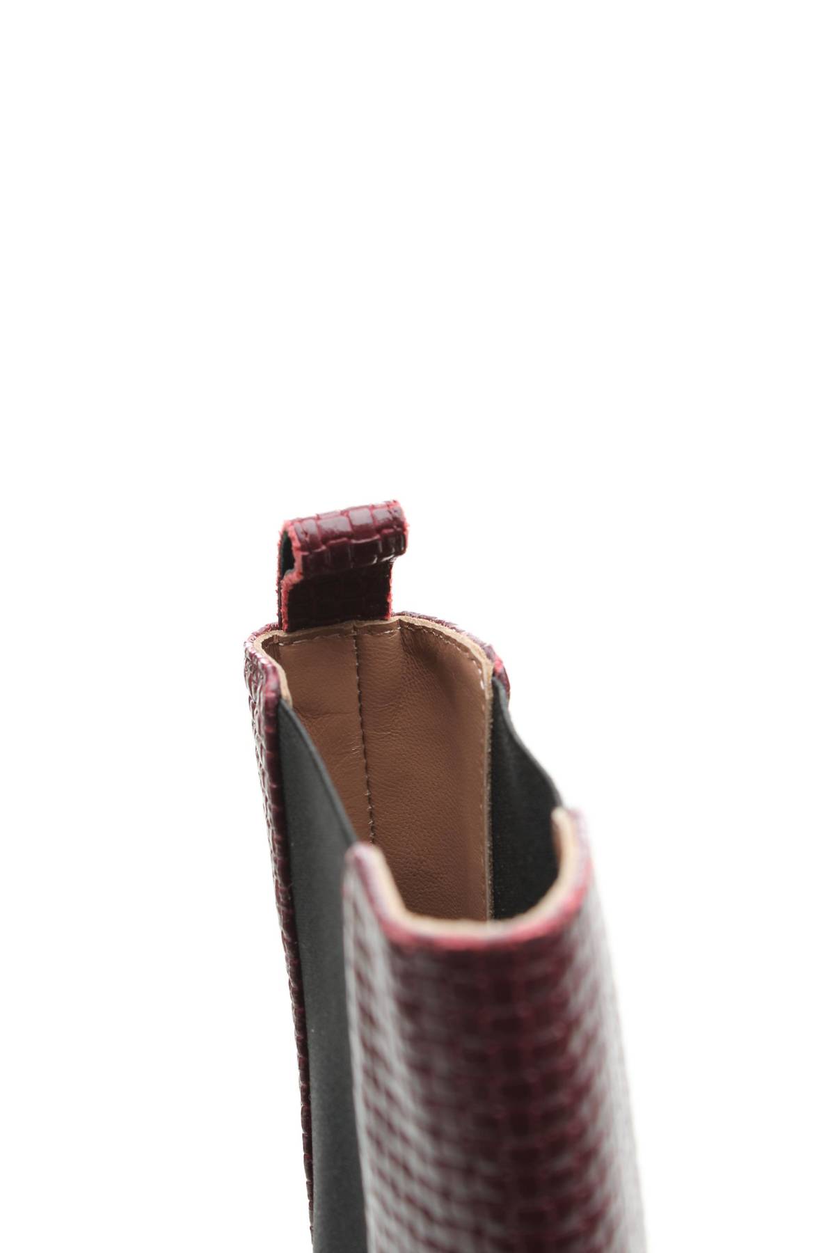 Дамски боти Pollini5