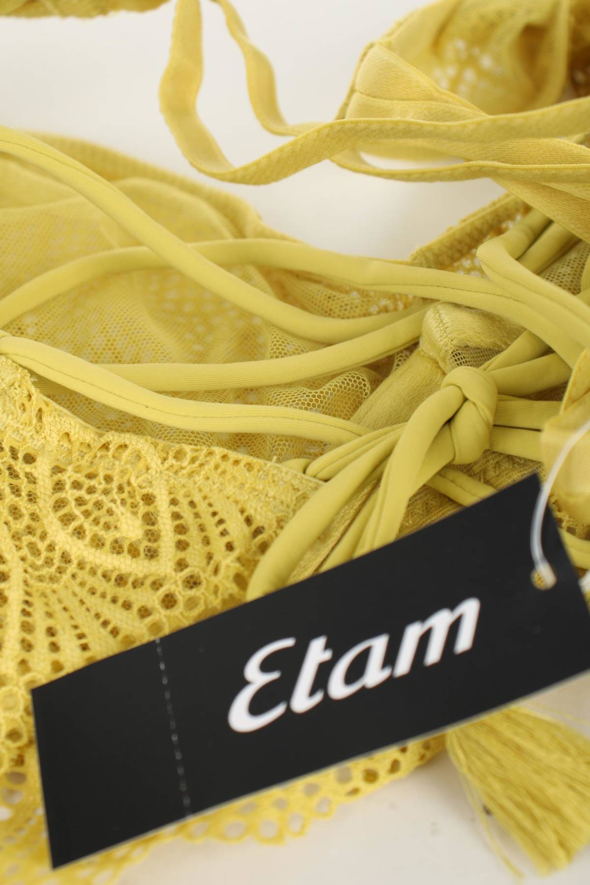 Сутиен Etam3
