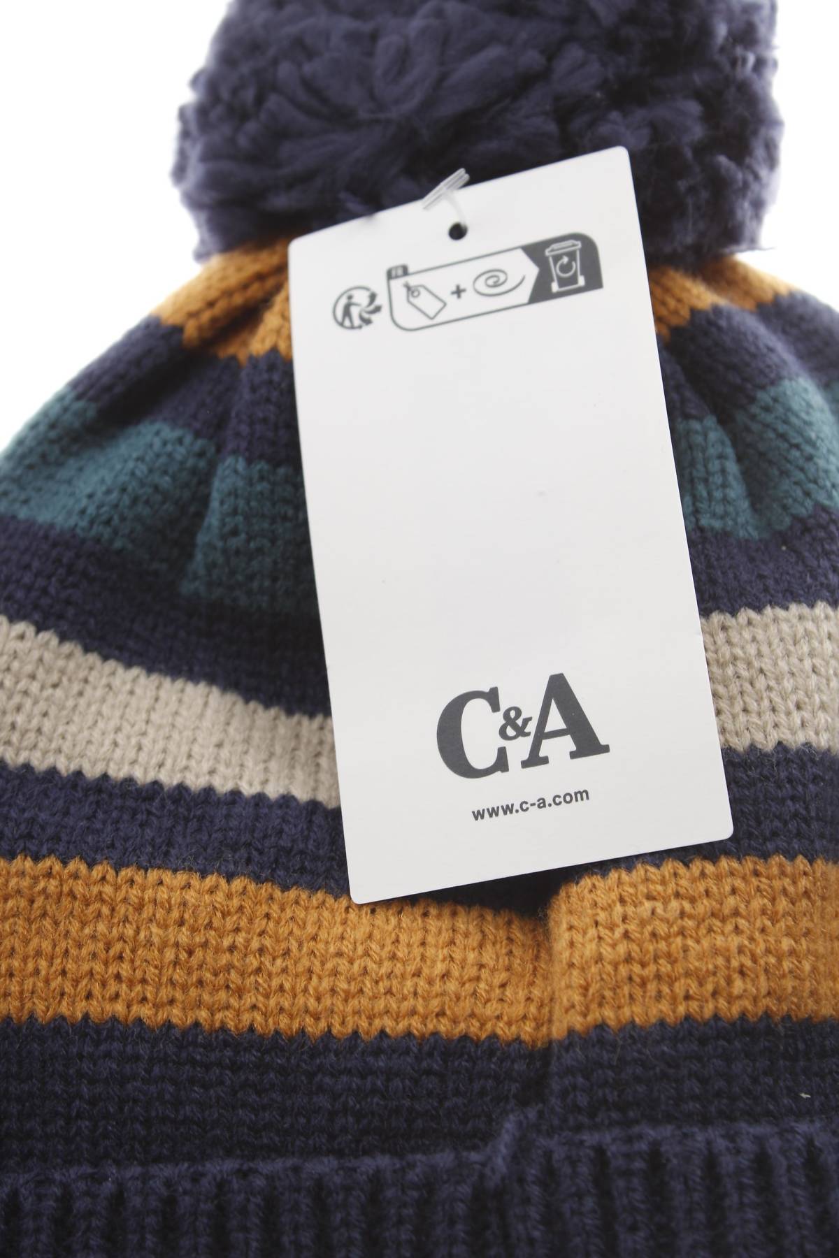 Παιδικά σκουφάκια C&A3