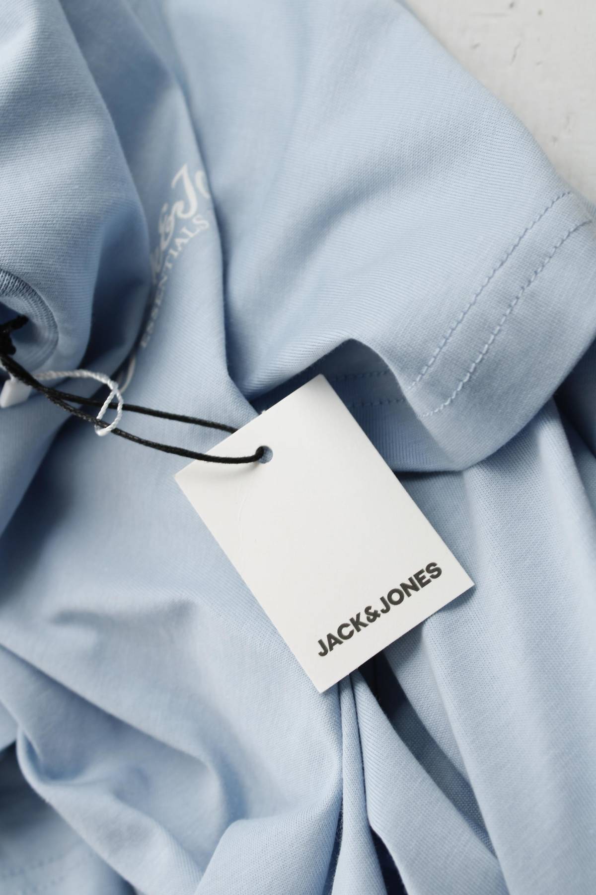 Мъжка тениска Jack & Jones3 - Contour.bg Мъжка тениска Jack & Jones3