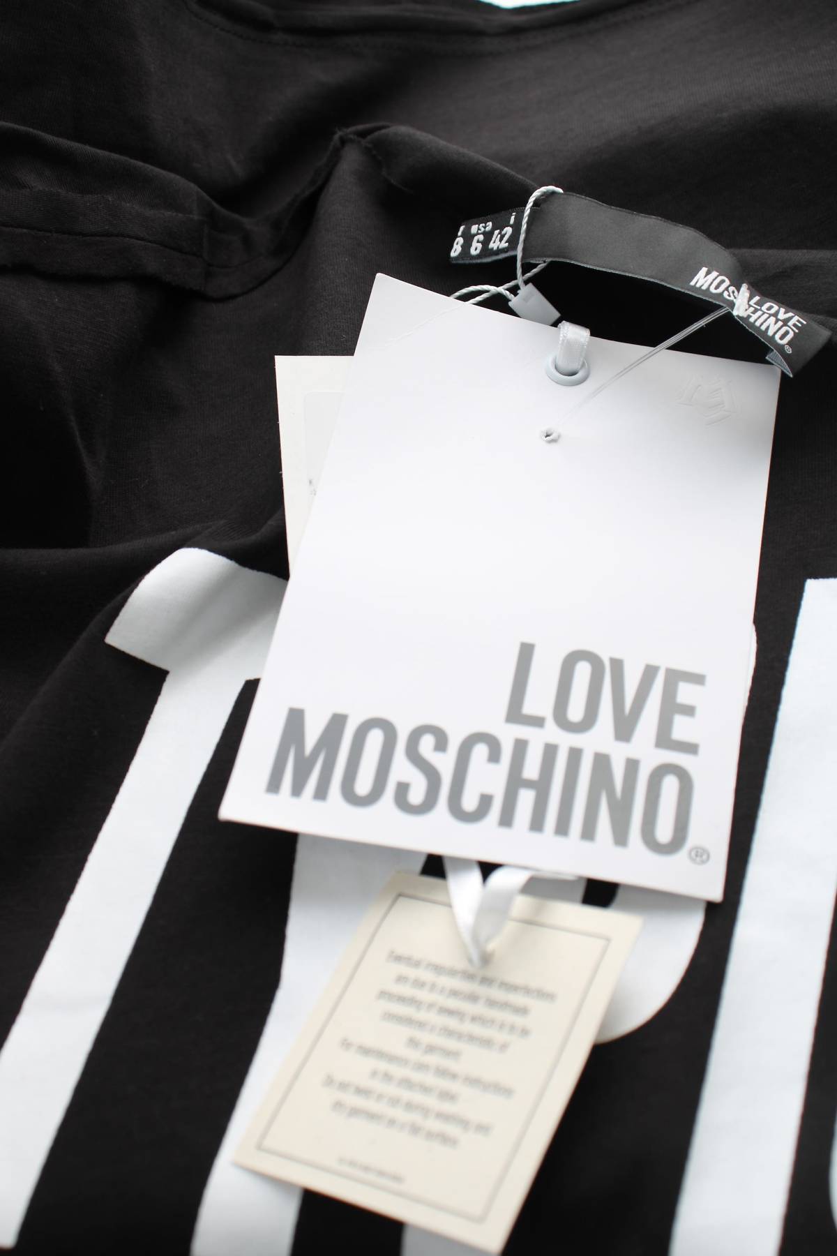 Дамски потник Love Moschino3 - Contour.bg Дамски потник Love Moschino3