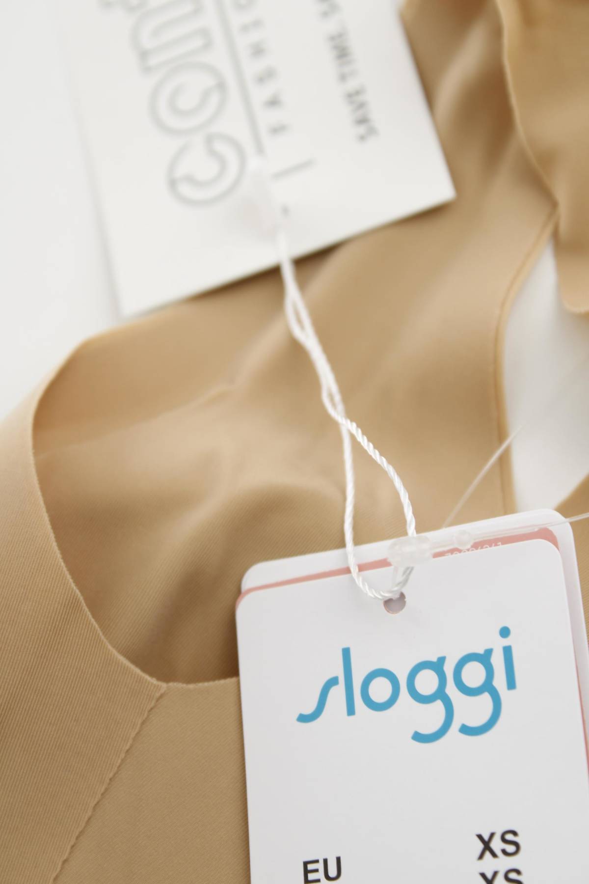 Спортен сутиен Sloggi3 - Contour.bg Спортен сутиен Sloggi3
