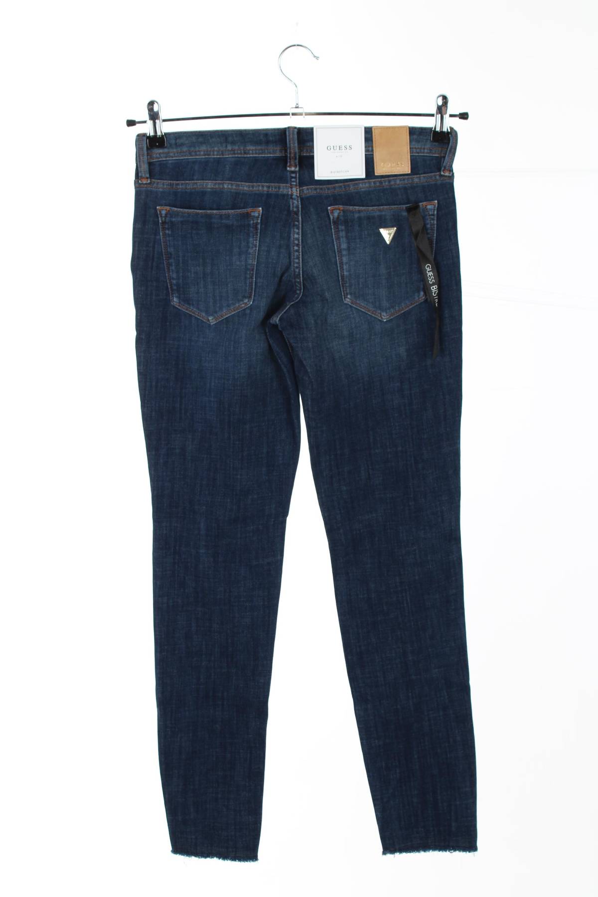 Γυναικεία τζιν Guess2