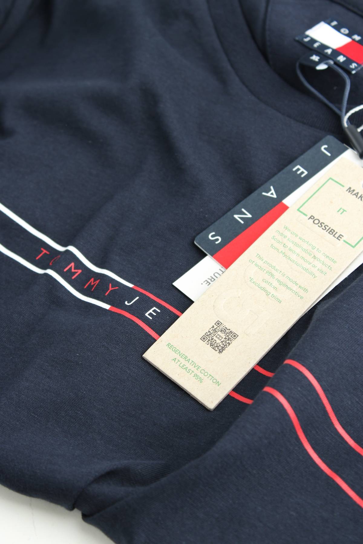 Мъжка тениска Tommy Jeans3