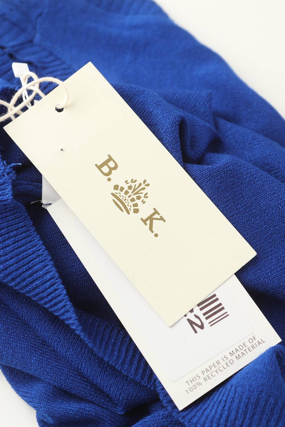 Γυναικείο αμάνικο B. K.3 - Contourshop.gr Γυναικείο αμάνικο B. K.3