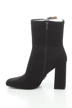 Γυναικεία μποτάκια Steve Madden2