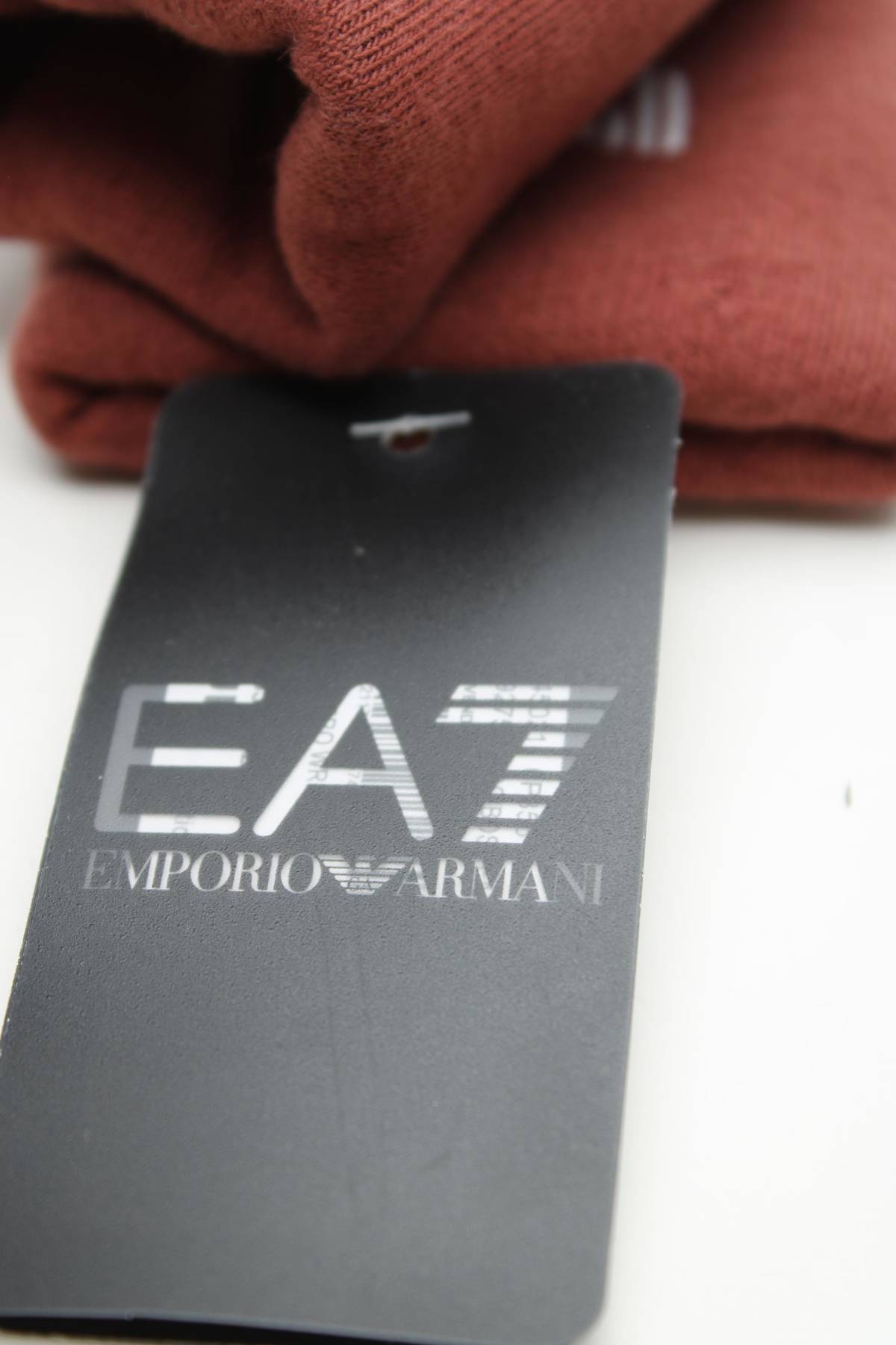 Αθλητικό αξεσουάρ EA7 Emporio Armani3 - Contourshop.gr Αθλητικό αξεσουάρ EA7 Emporio Armani3