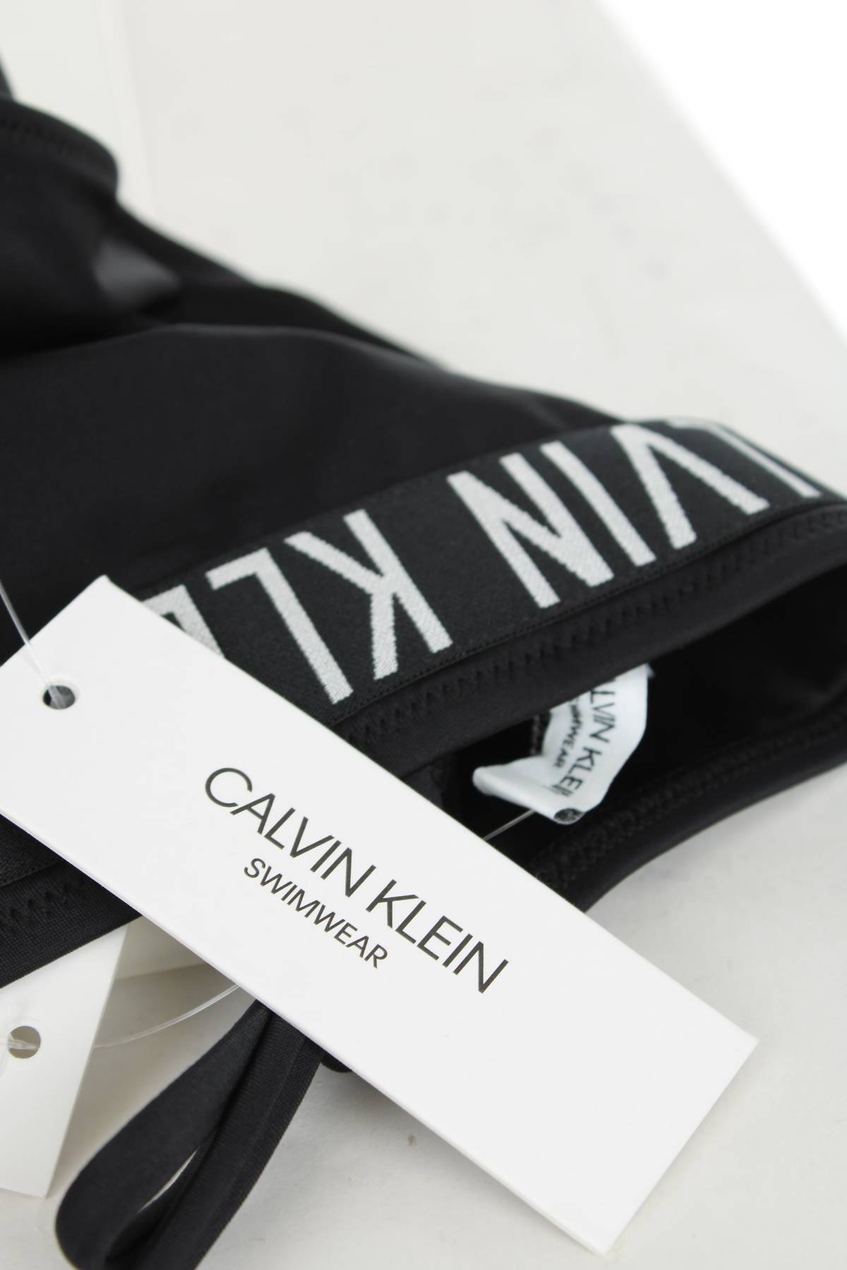Бански костюм Calvin Klein3