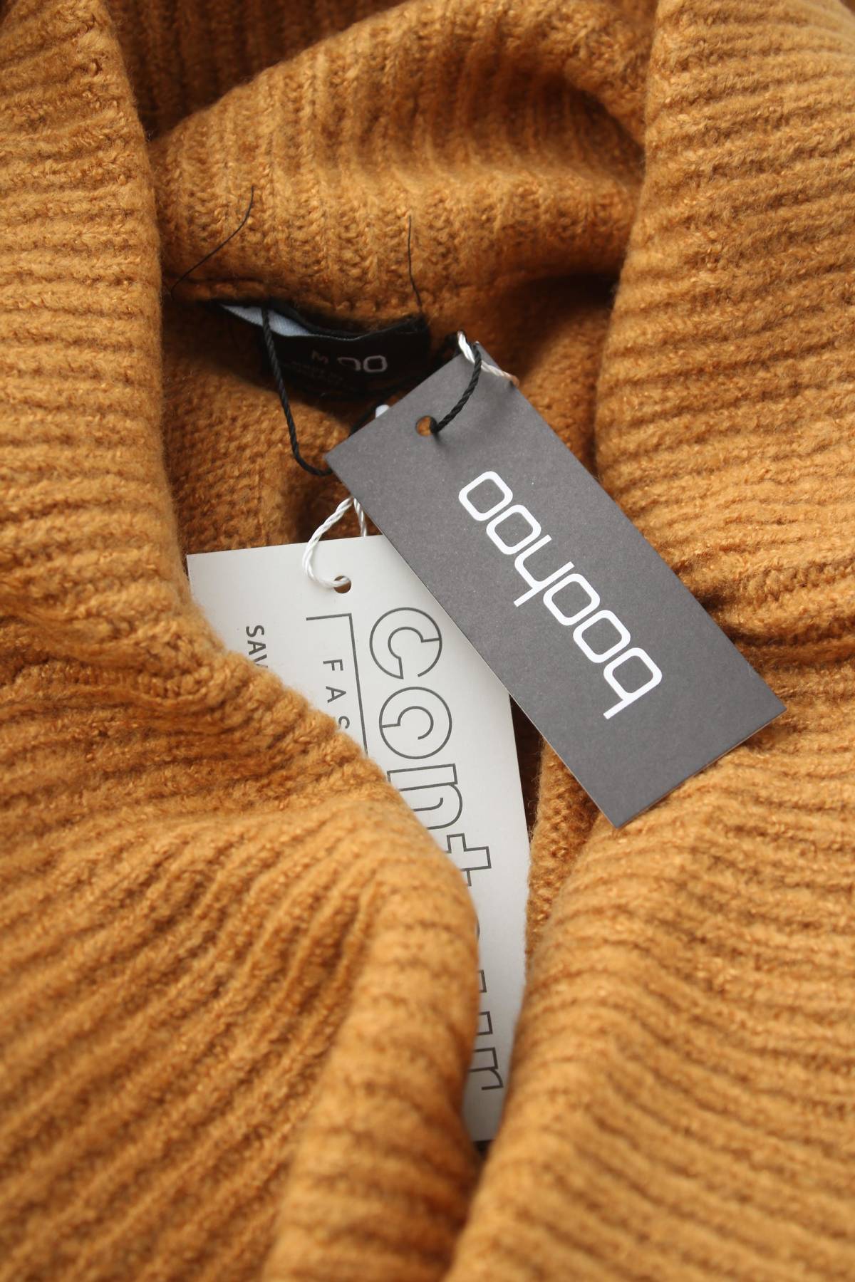 Φορέματα Boohoo3