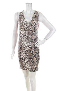 Рокля Guess1