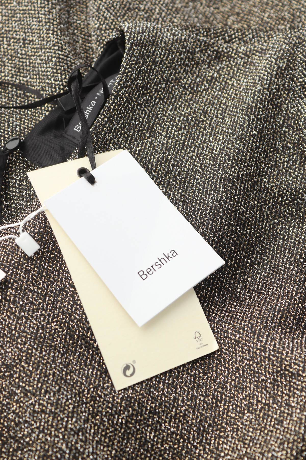 Рокля Bershka3