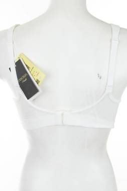 Спортен сутиен Triumph Triaction2 - Contour.bg Спортен сутиен Triumph Triaction2