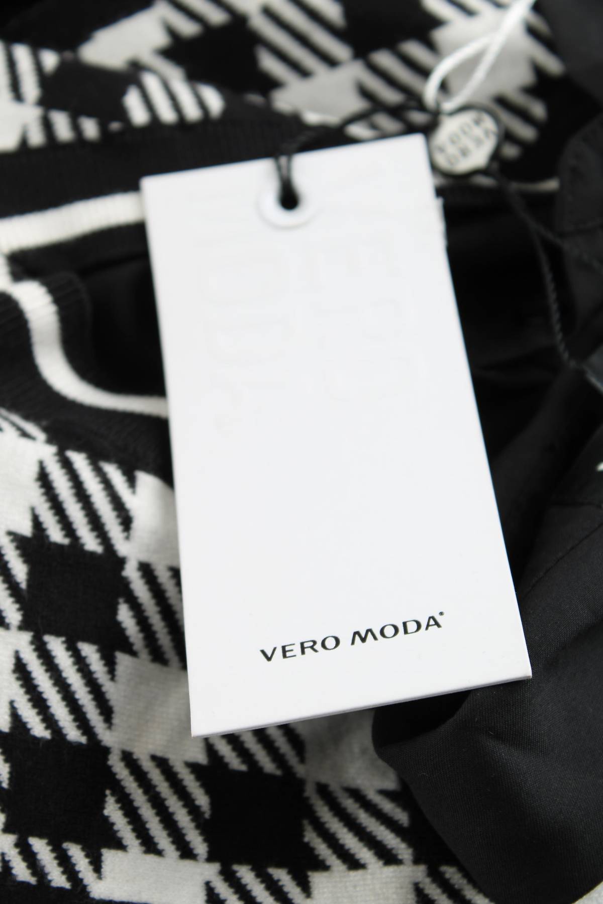 Рокля Vero Moda3