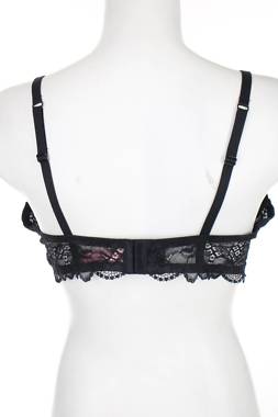 Сутиен Hunkemoller2