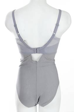 Γυναικείο κορμάκι Triumph2