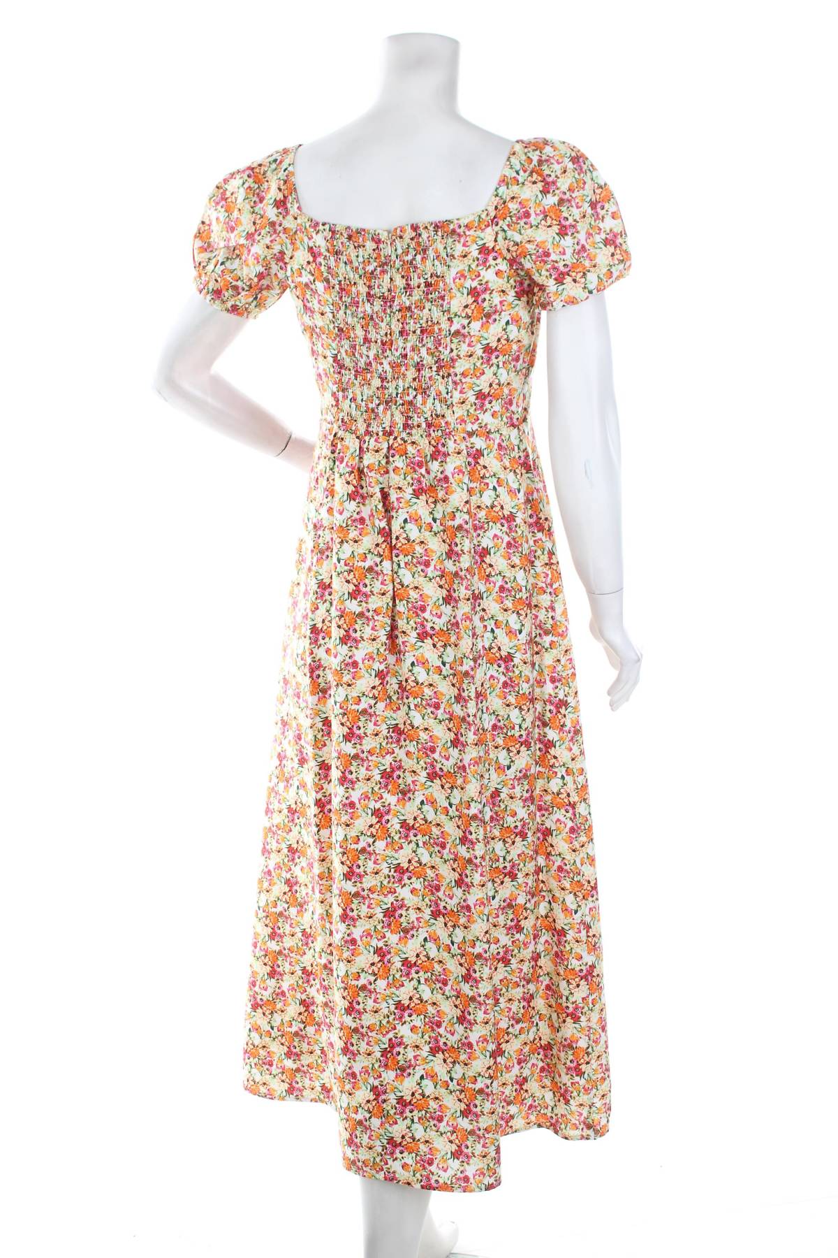 Φορέματα Guess2