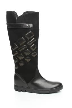 Дамски ботуши Fabi1