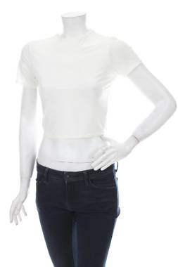 Γυναικείο t-shirt Boohoo1 - Contourshop.gr Γυναικείο t-shirt Boohoo1