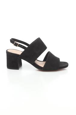 Σανδάλια Clarks1
