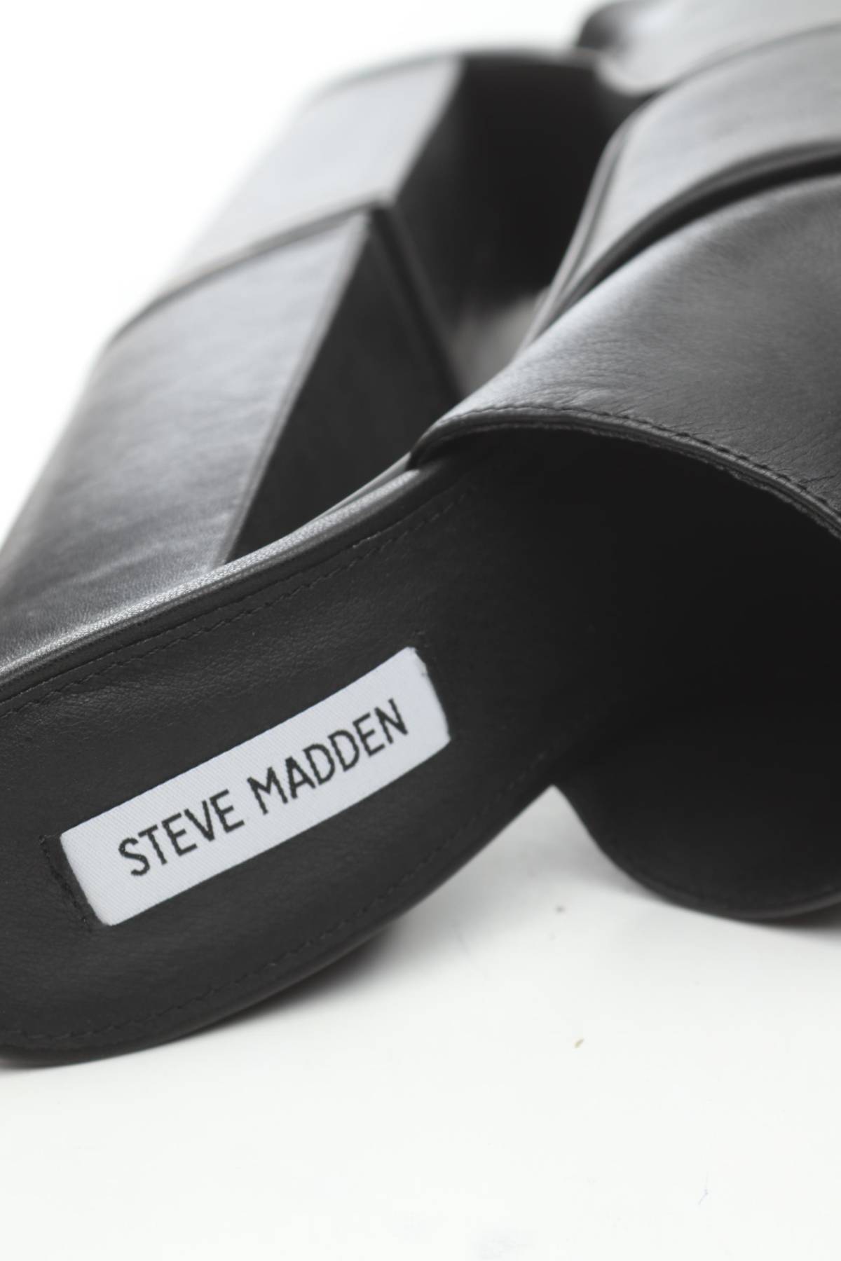 Чехли Steve Madden5 - Contour.bg Чехли Steve Madden5