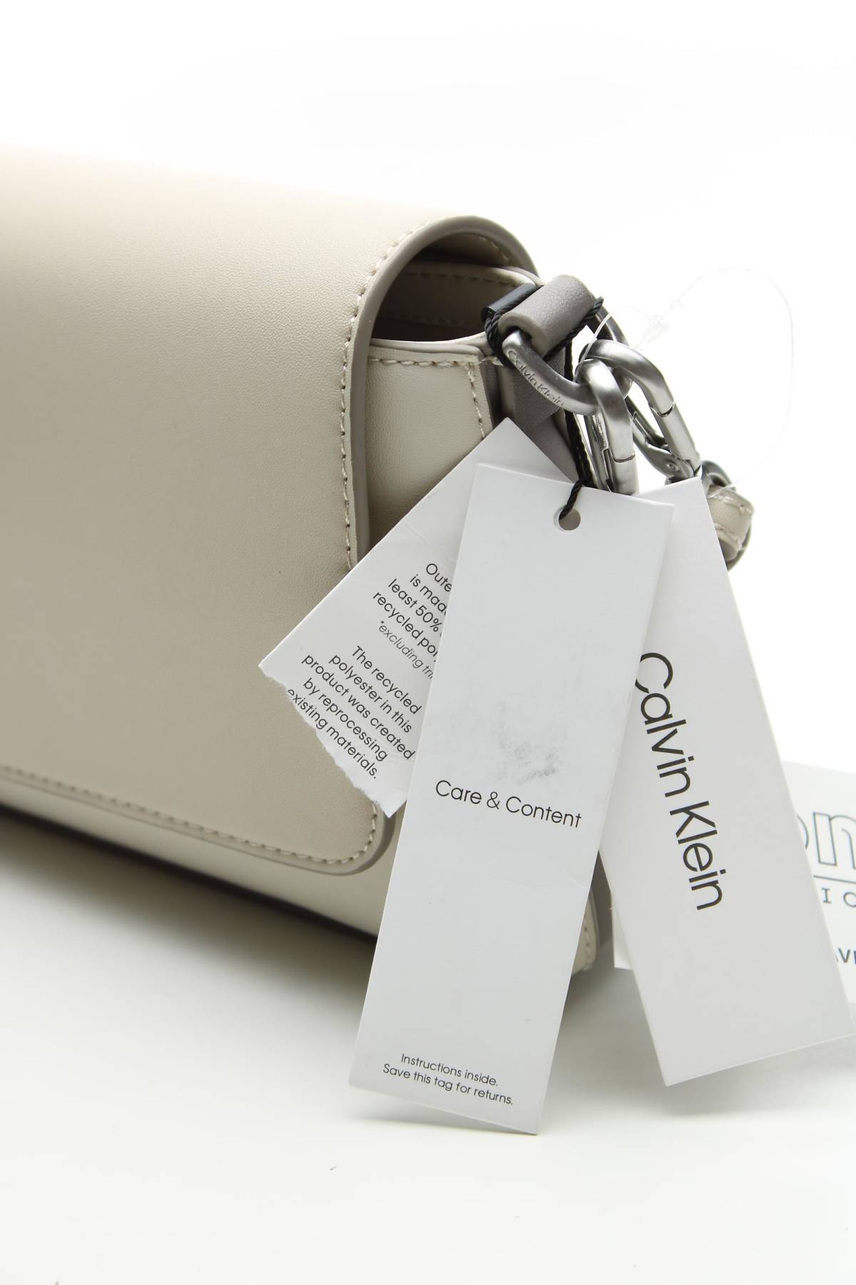 Дамска кожена чанта Calvin Klein4 - Contour.bg Дамска кожена чанта Calvin Klein4