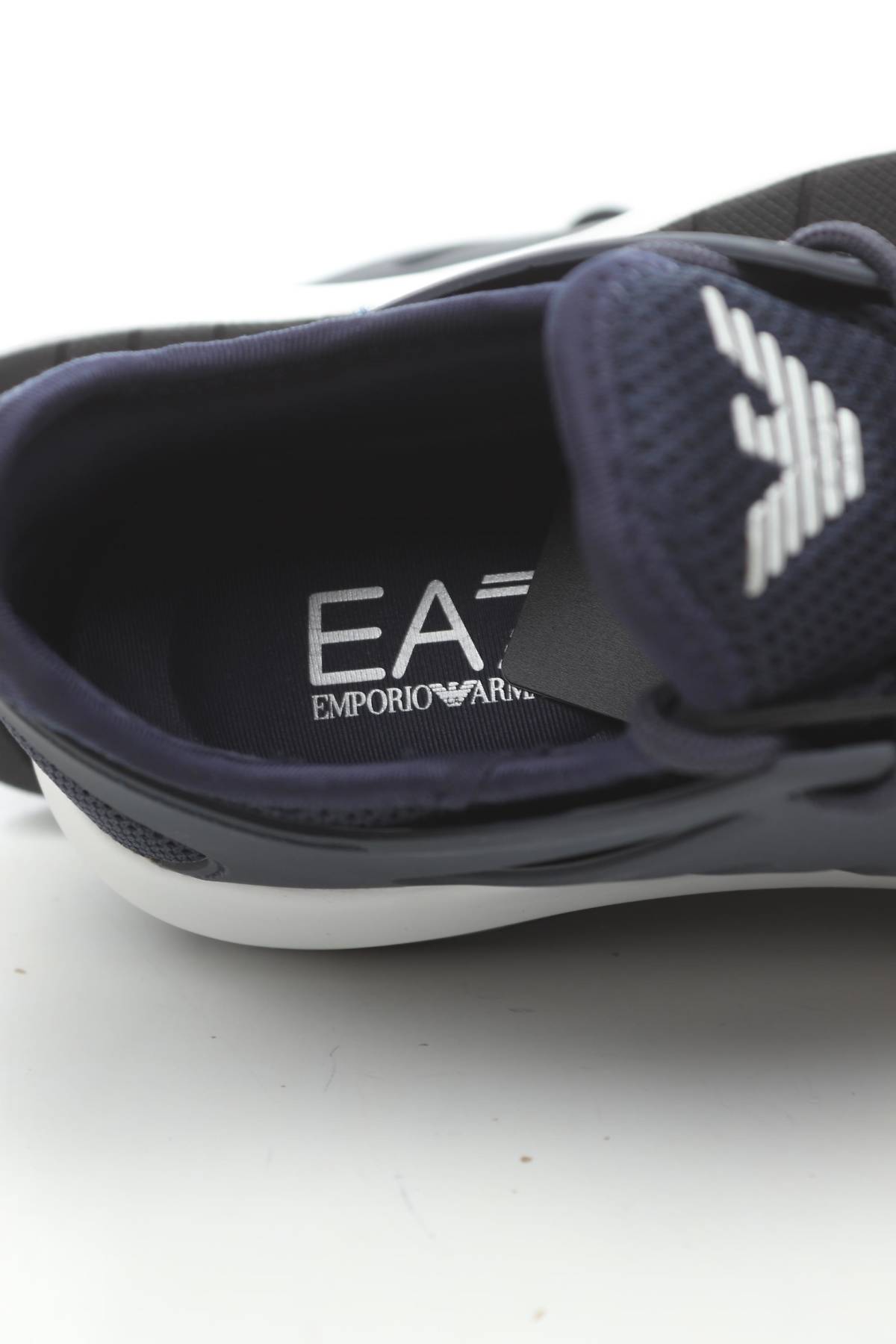 Αθλητικά παπούτσια EA7 Emporio Armani5 - Contourshop.gr Αθλητικά παπούτσια EA7 Emporio Armani5