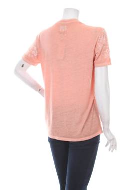 Γυναικείο t-shirt Guess2 - Contourshop.gr Γυναικείο t-shirt Guess2
