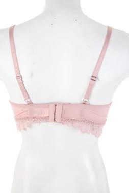 Σουτιέν Hunkemoller2