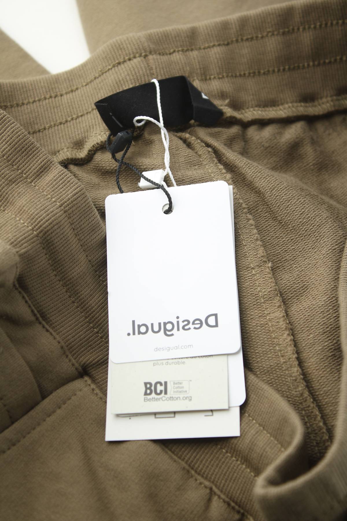 Παιδικά σορτσάκια Desigual3