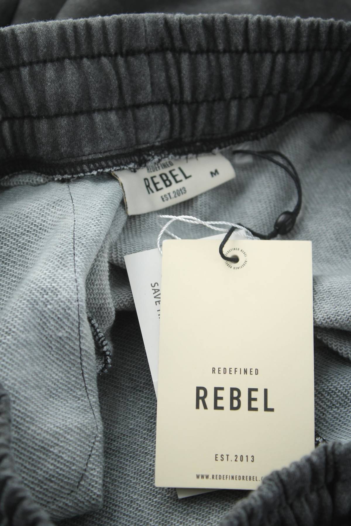 Мъжки къс панталон Redefined Rebel3 - Contour.bg Мъжки къс панталон Redefined Rebel3