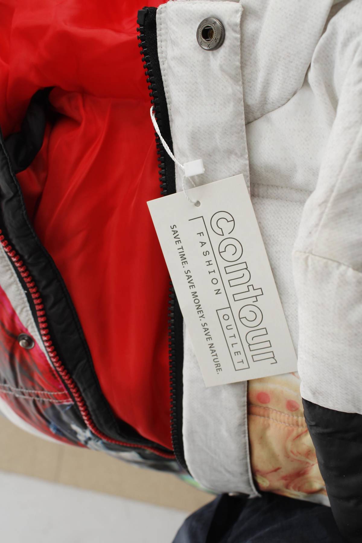 Детско яке Desigual3